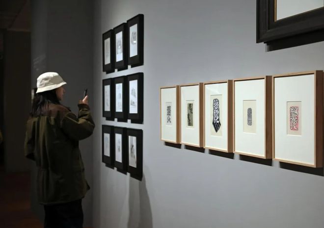 茶餐厅大厅_龙里茶餐厅_茶餐厅里面有什么吃的